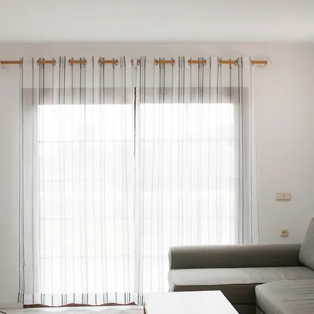 Apartment Windsor Park 2 Bedrooms *