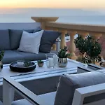 アパート Windsor Park 2 Bedrooms アデヘ