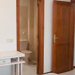 Windsor Park 2 Bedrooms アデヘ