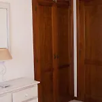 Windsor Park 2 Bedrooms アパート アデヘ