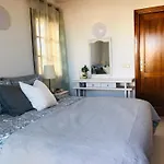Windsor Park 2 Bedrooms * Адехе