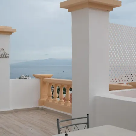 Windsor Park 2 Bedrooms Апартаменти Адехе